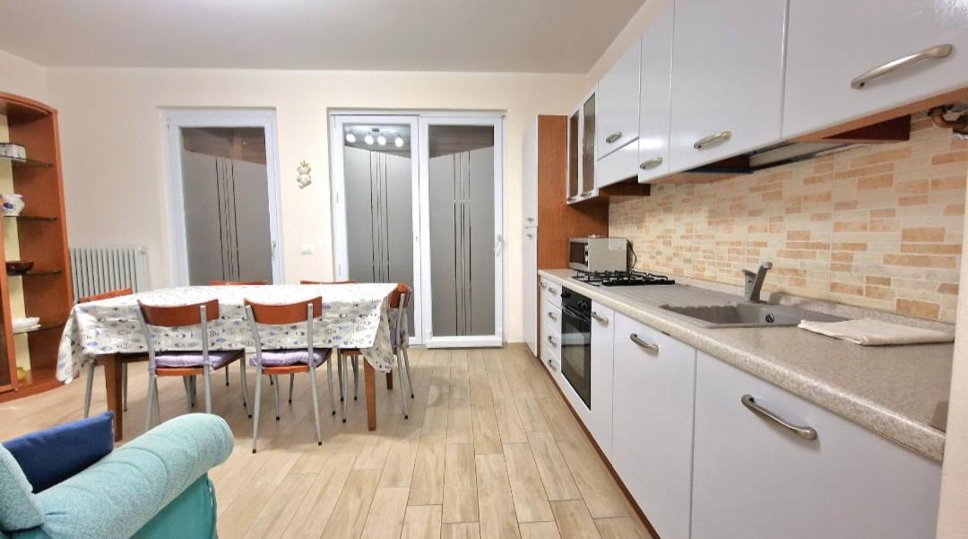 ברדולינו Chiara Pool Apartment מראה חיצוני תמונה